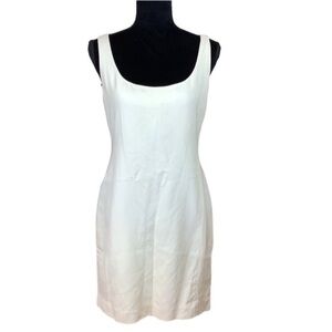 EMANUEL UNGARO IVORY VINTAGE SHIFT SCOOP NECK DRESS